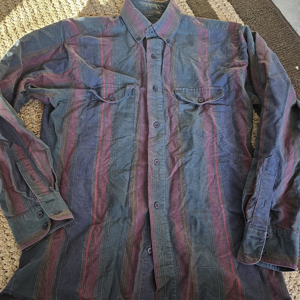 Vintage Mens wrangler gold button up